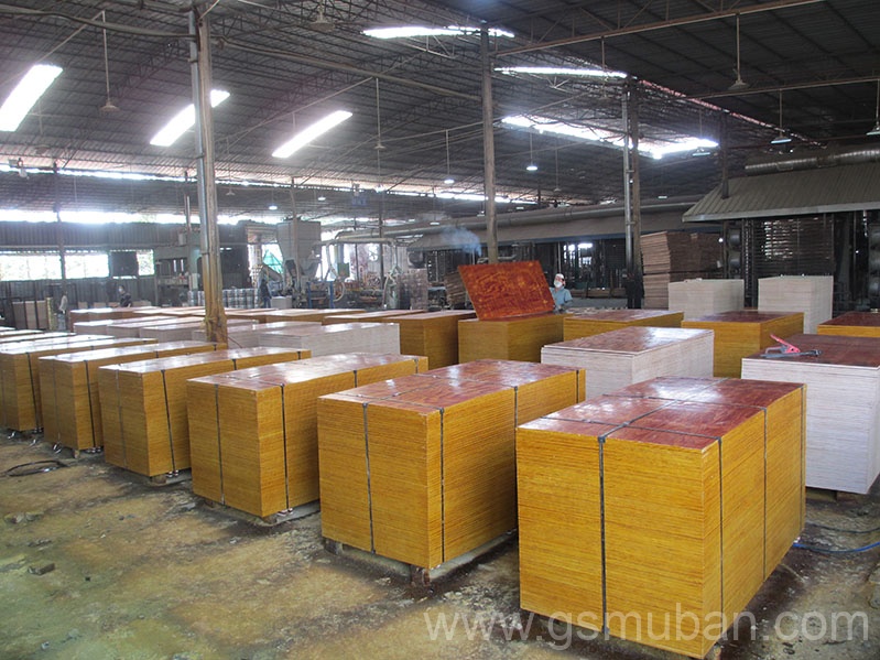 什么是建筑大模板呢?工地大模板的尺寸要求