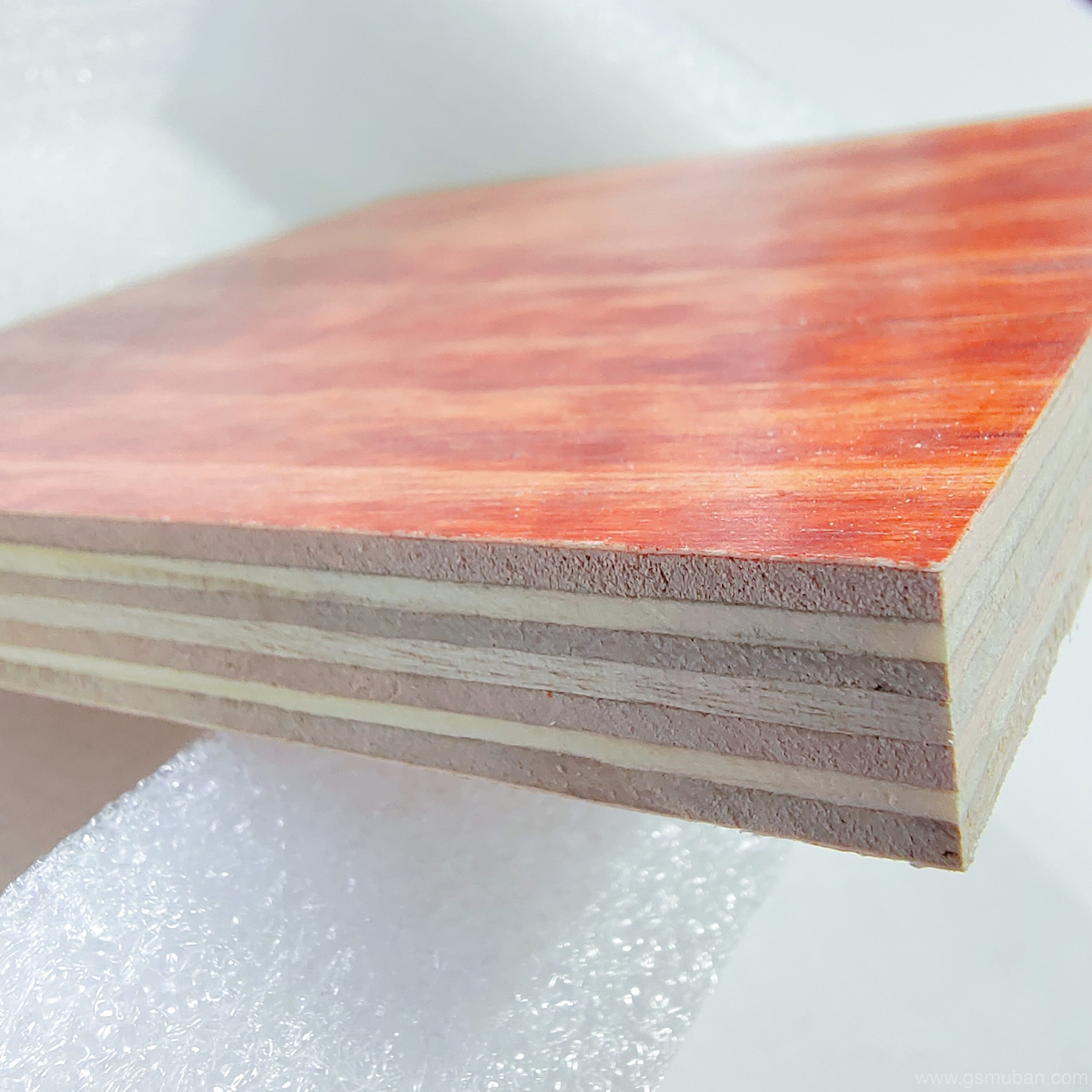 優(yōu) 質(zhì)建筑模板廠家推薦：如何選擇高性價(jià)比施工材料？